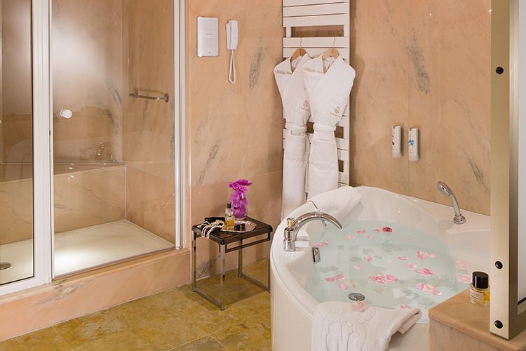 negresco-hotel-chambres-suites