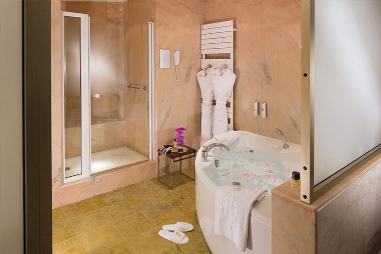 negresco-hotel-chambres-suites